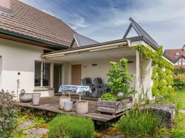 Einfamilienhaus mieten in Bubikon, Zürich