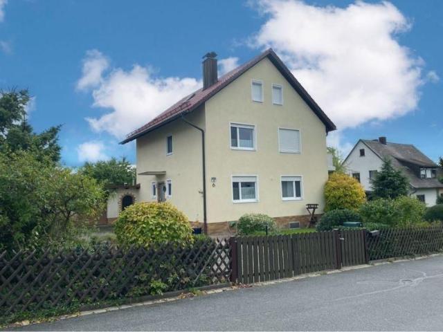 Haus mieten in Adelsdorf, Bayern