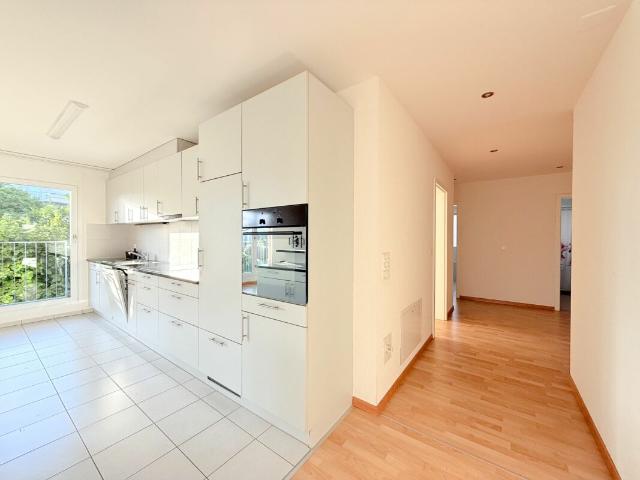 Wohnung kaufen in Nürensdorf, Zürich