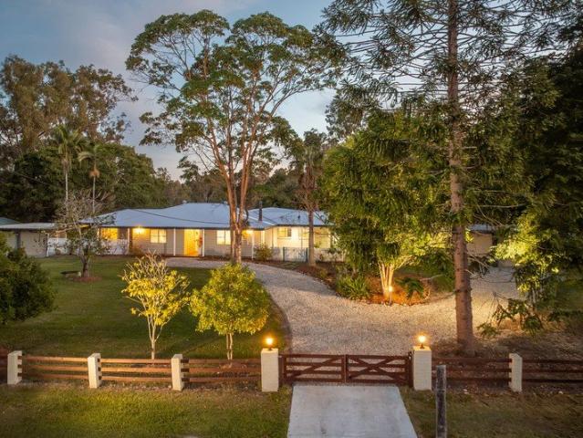 Cottage for sale in Toombul, Queensland