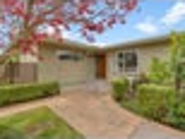House for sale in Porritt, Hamilton City