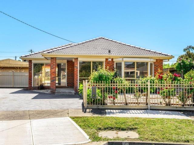 House for sale in Mill Park, Melbourne