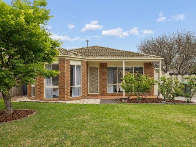 House for sale in Carrum Downs, Melbourne