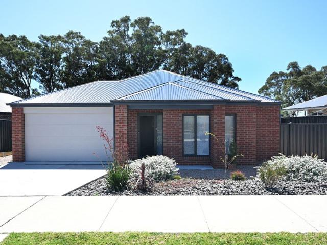 House for rent in Eagle Point, Victoria