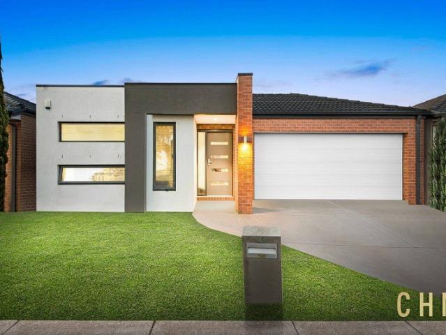 House for sale in Featherbrook, Melbourne