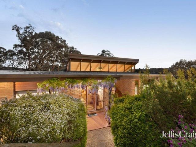 House for sale in Diamond Creek, Melbourne
