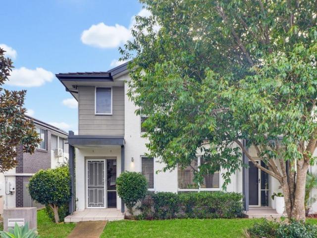Duplex for rent in Sydney, New South Wales