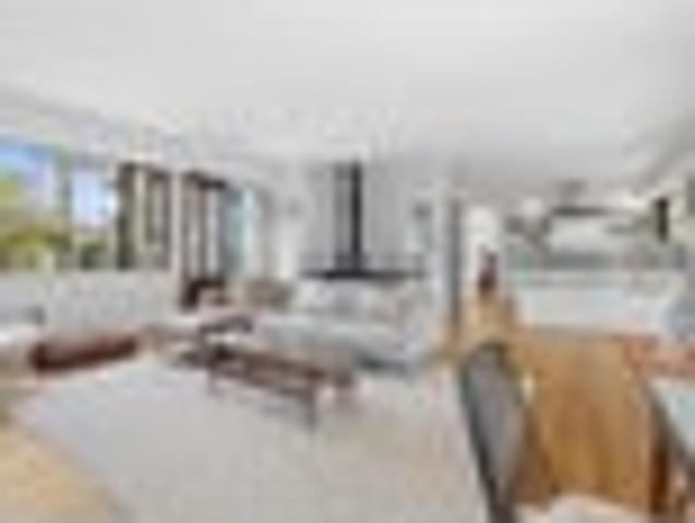 House for sale in Big Manly, Hibiscus and Bays
