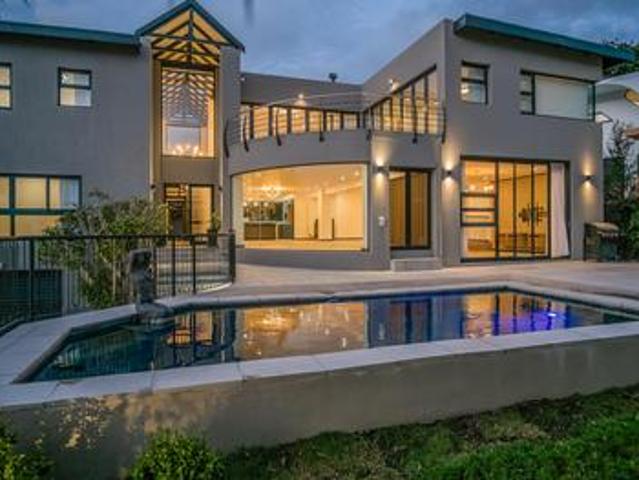 House for sale in Hout Bay, Western Cape