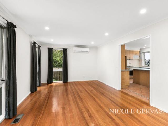 House for rent in Gladstone Park, Melbourne