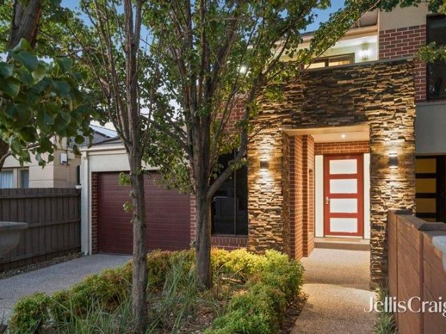 Townhouse for sale in Camerons Creek, Victoria