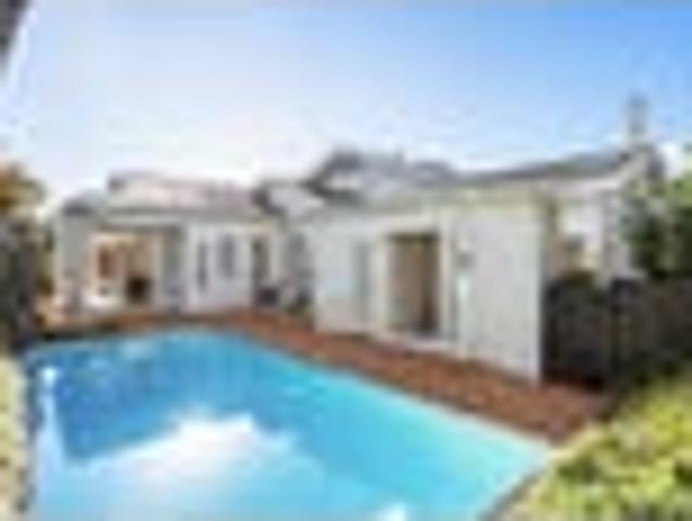 House for sale in Balmoral
