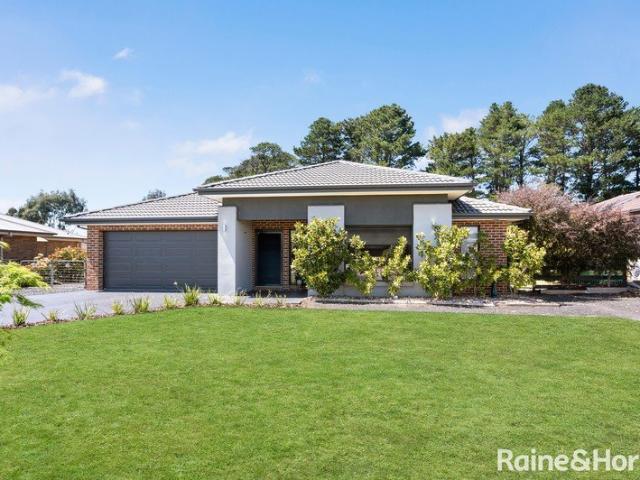 House for sale in Riddells Creek, Shire of Macedon Ranges