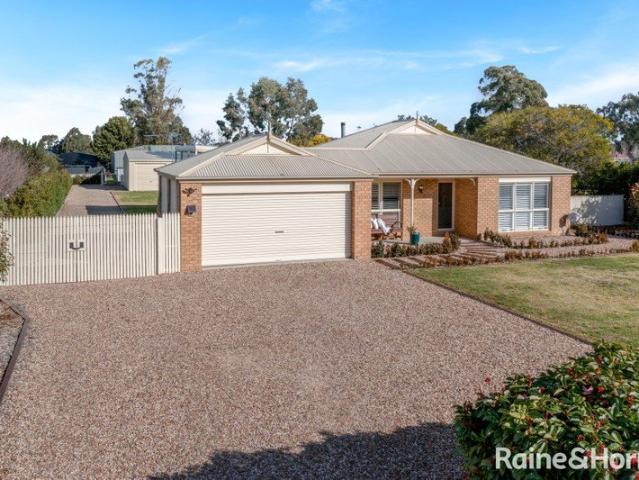 House for sale in Riddells Creek, Victoria