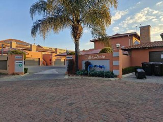Townhouse for sale in Ekurhuleni, Gauteng