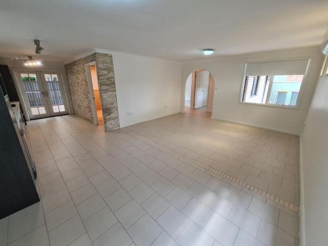 House for rent in Quakers Hill, Sydney