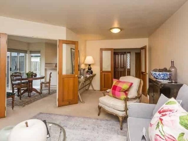 House for rent in Chaslands, Canterbury
