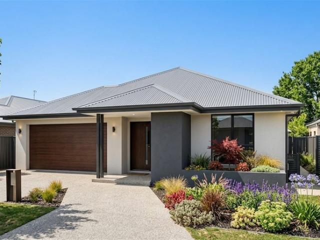 Cottage for sale in Baldivis, Western Australia