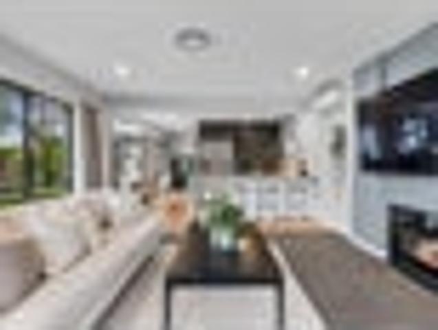 House for sale in Chaslands, Canterbury