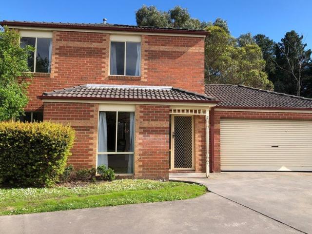 Townhouse for rent in Camerons Creek, Victoria
