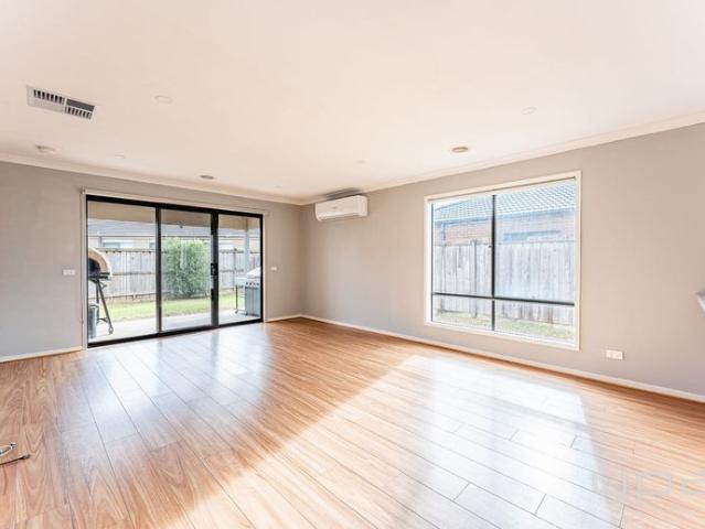 House for rent in Kings Leigh, Melbourne