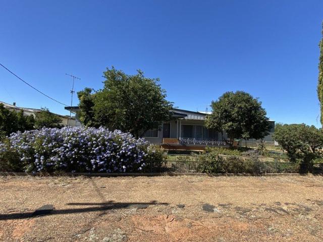 House for rent in Narromine, Narromine Shire Council