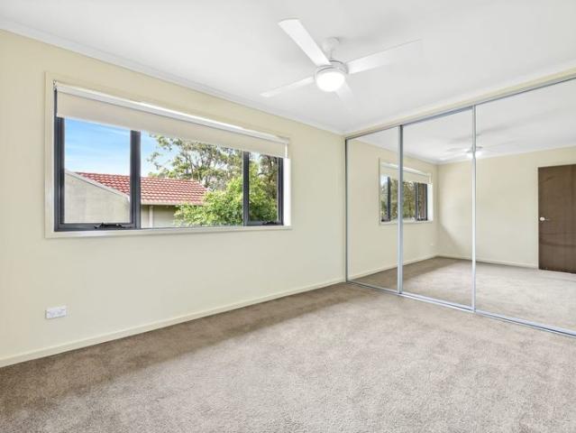 Townhouse for rent in Sydney, New South Wales