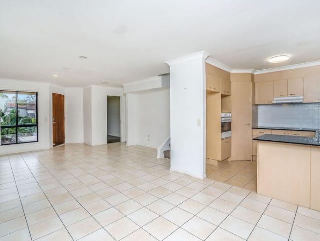 Apartment for rent in Fernbrook, Queensland