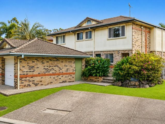 Townhouse for sale in Mudgeeraba, Gold Coast City