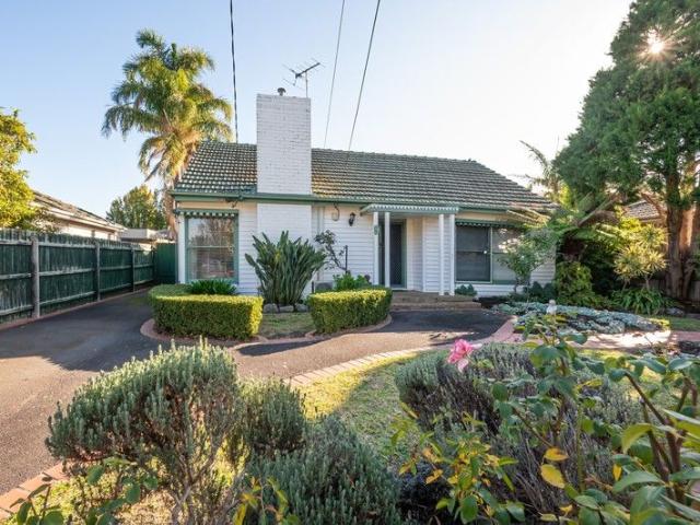 House for sale in Moorabbin
