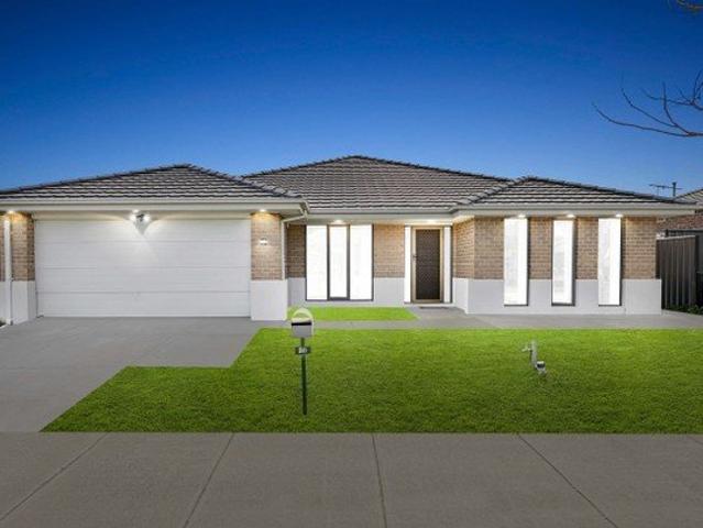 House for sale in The Rise, Melbourne