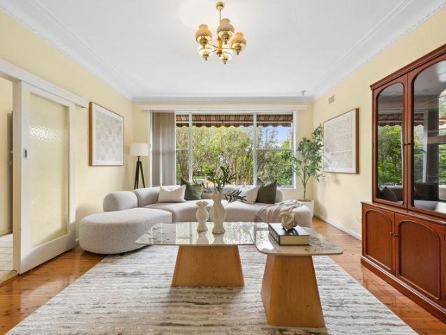 House for sale in Killarney Heights Shopping Centre, Sydney