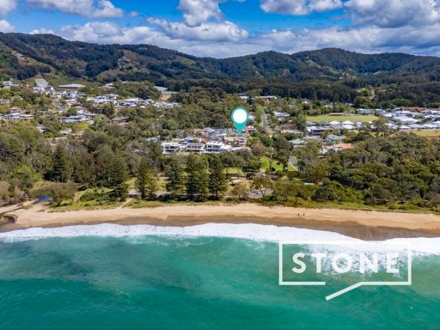 House for sale in Korora Basin, Korora
