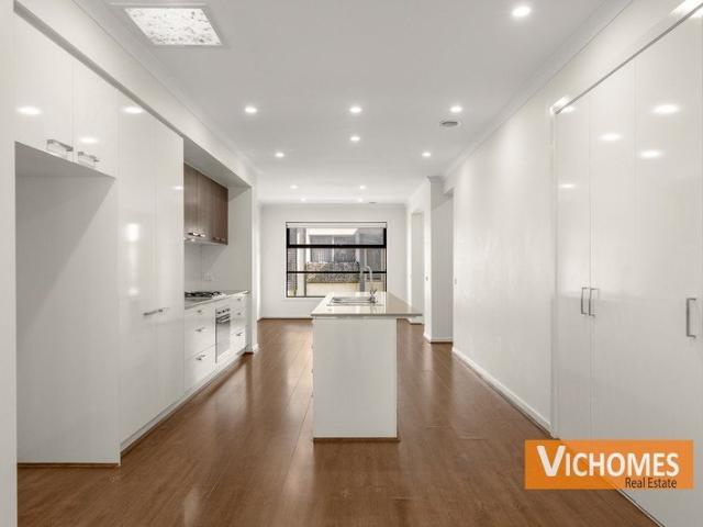 Townhouse for sale in Camerons Creek, Victoria