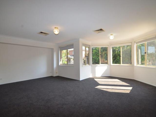 House for rent in Duncraig Estate, Sydney