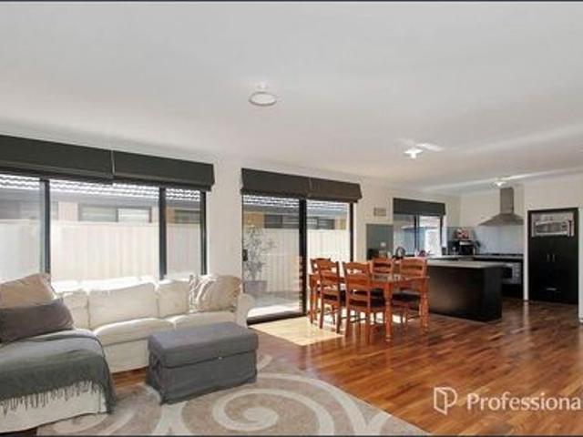 House for rent in Success, Western Australia