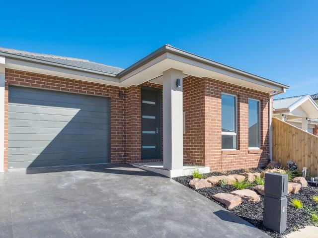 House for rent in Mickleham, Victoria