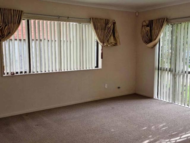 House for rent in Howick, Oroua County