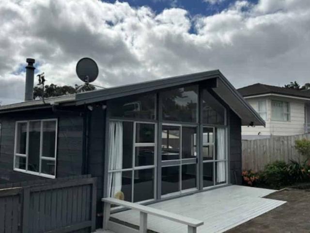 House for rent in Royal Heights, Henderson-Massey