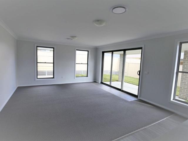 House for rent in Kelso, Bathurst