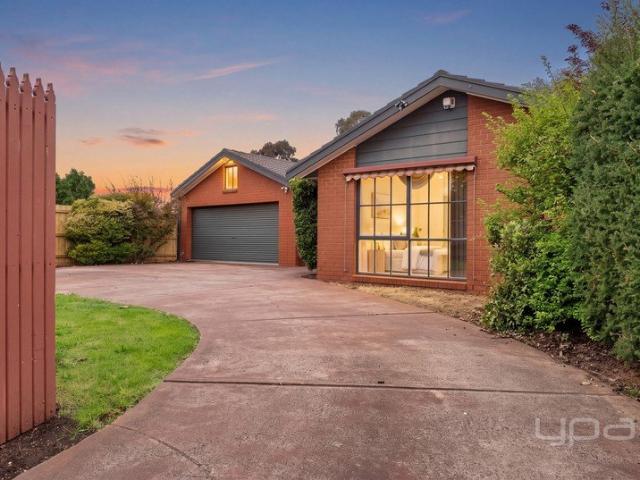 House for sale in Fleet Park, Melbourne