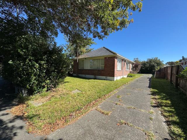 House for rent in Chaslands, Canterbury