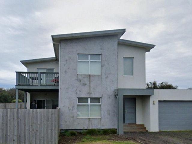 House for rent in Surf Beach, Victoria