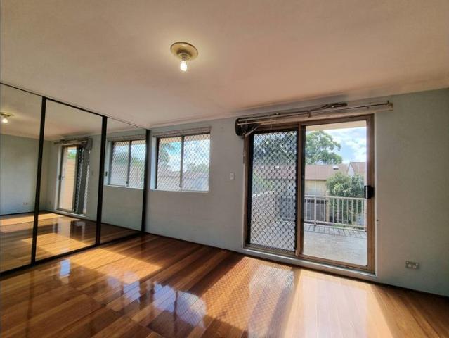 Townhouse for rent in Sydney, New South Wales