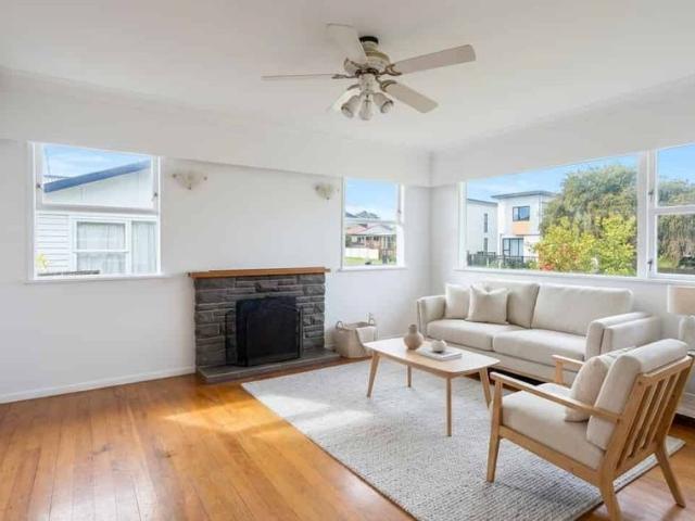 House for rent in Manurewa, Oroua County