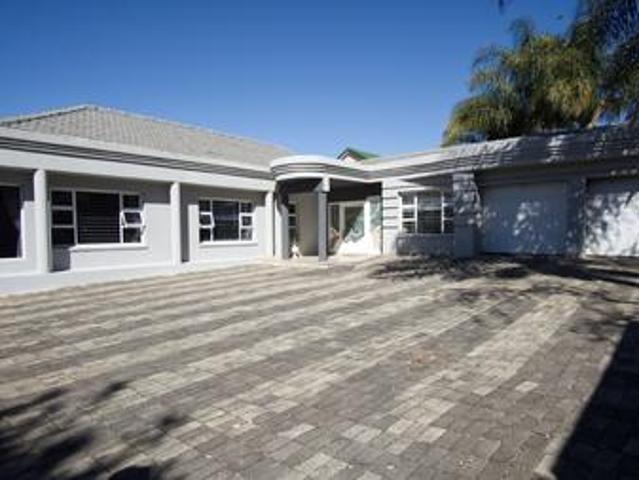 House for sale in Vosloorus, Gauteng