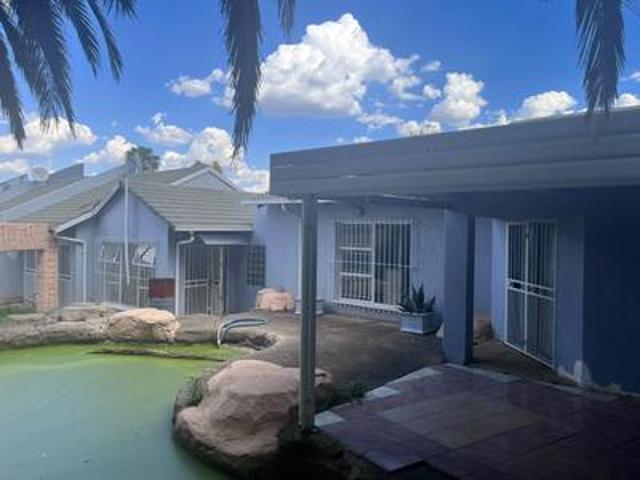 House for sale in Johannesburg, City of Johannesburg Metropolitan Municipality