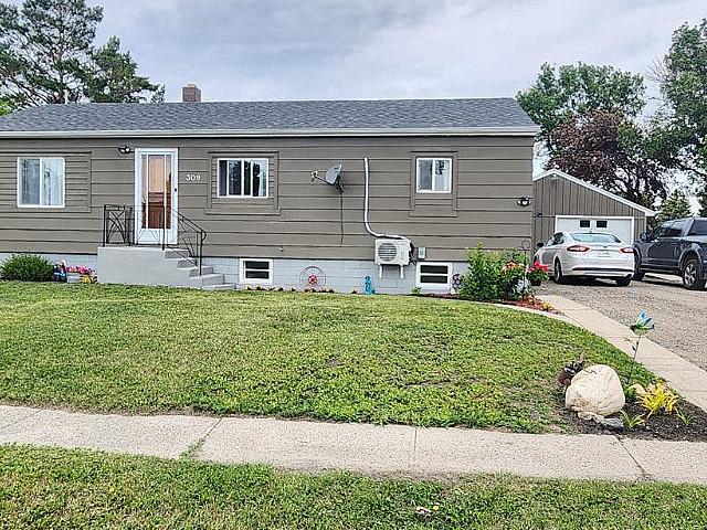 House for sale in Saskatchewan