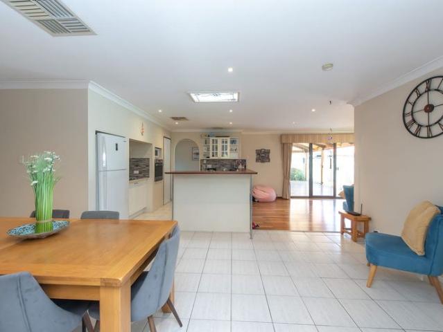 House for rent in Kingsley, Western Australia