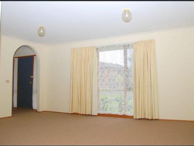 House for rent in Hampton Park, Melbourne